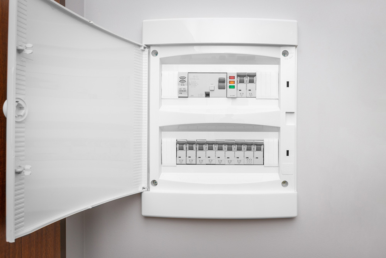 Über­spannungs­schutz bei Elektro Krämer in Ergersheim